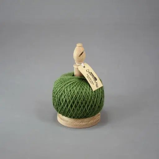 Bishop Twine Oak Stand with cutter, 140m Natural Jute Old Toll Nursery