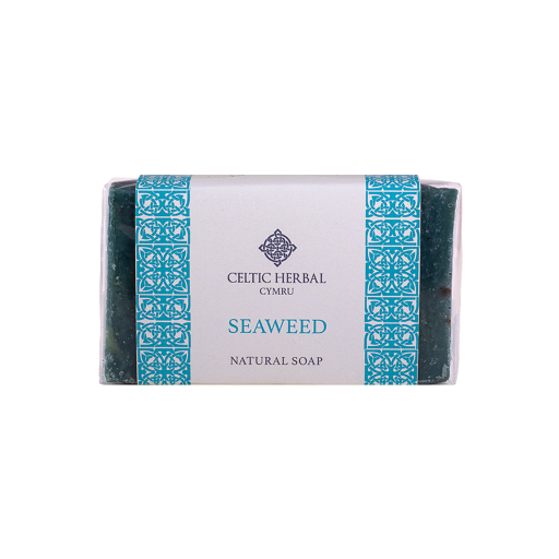 Seaweed Soap 100g  Containing seaweed handpicked from the North Wales coast for a refreshing, nourishing soap bar.  Key info:  Fresh fragrance  Harnesses the hydrating and healing properties of seaweed  Sustainably sourced beeswax softens t
