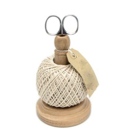 Natural solid oak stand with a ball of natural cotton string 110m and small stainless scissors, ideal for kitchen, Garden or office use. 