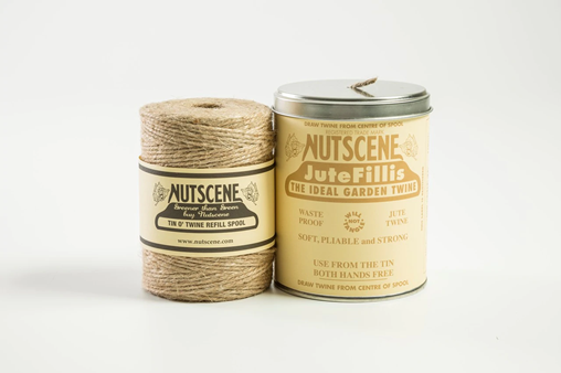 The original garden twine in a tin, that will keep you're twine tangle-free,  perfect for all you're jobs around the garden or allotment.   Colours available: Green Twist, Natural Twist  Simply use from the tin or easily remove it to use it freehand for a range of garden uses.